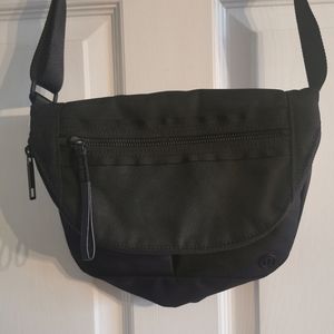 Lululemon Festival Bag